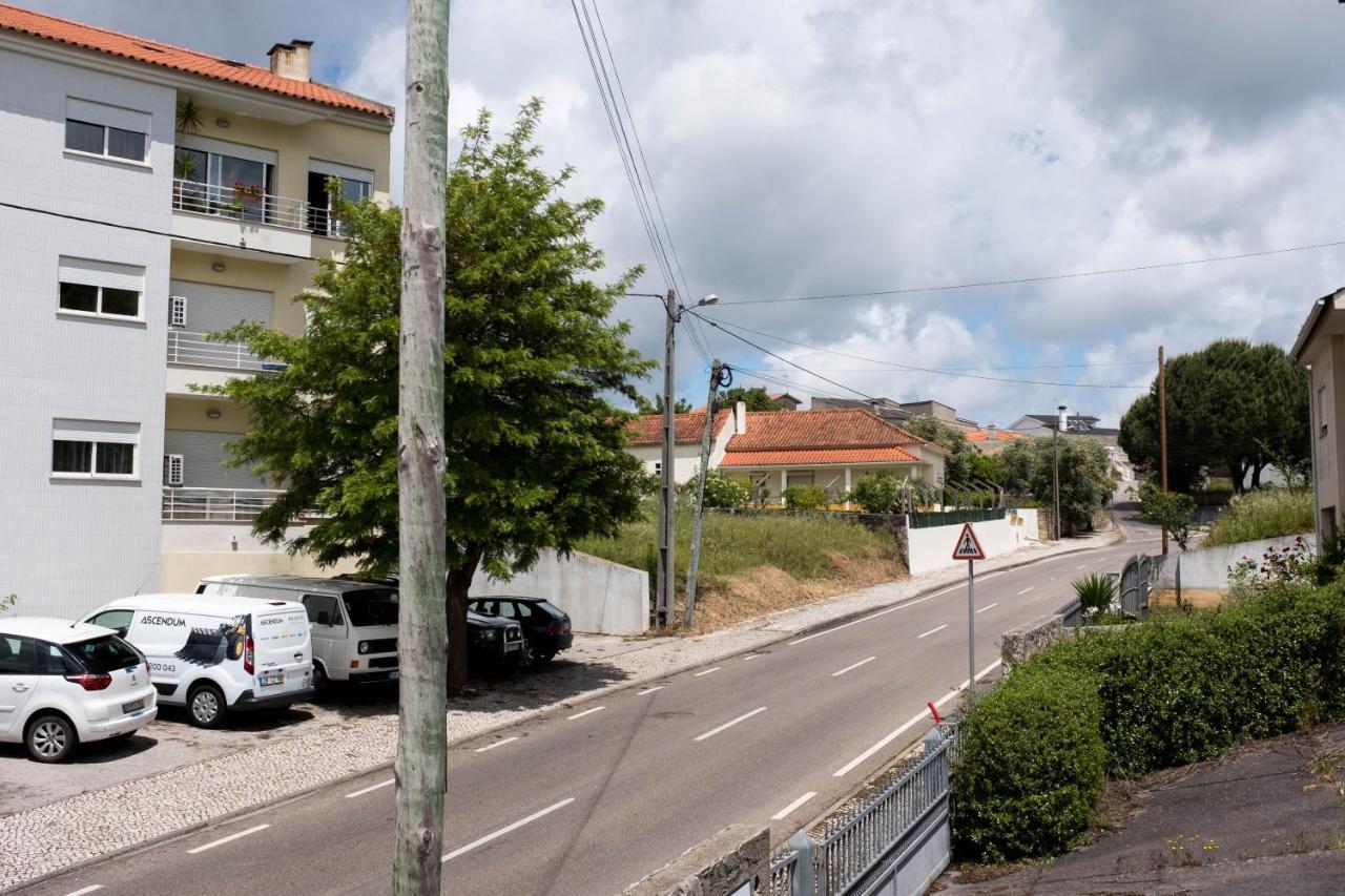 Moradia Em Vilar Dos Prazeres Villa Ourém Exterior foto